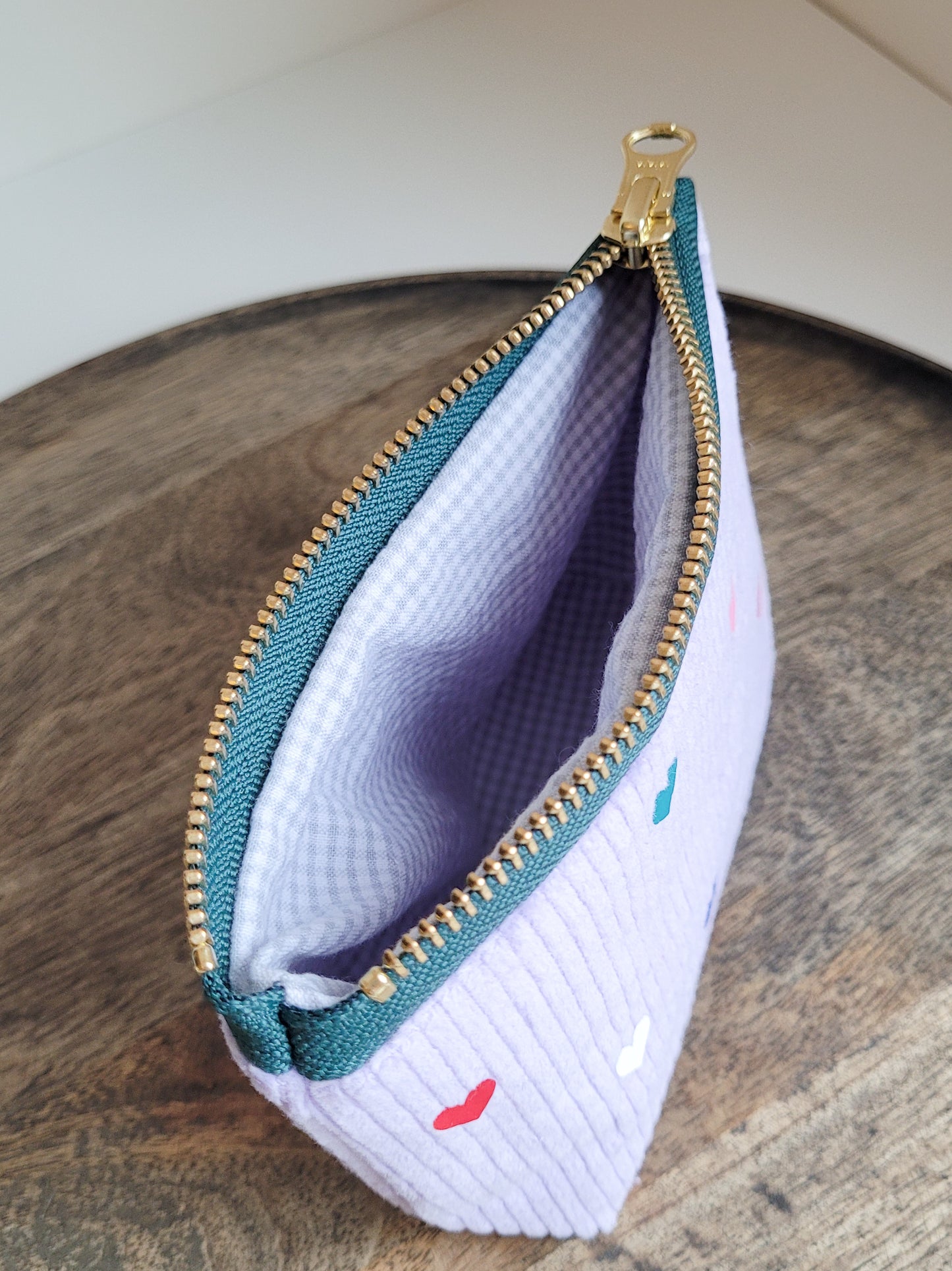 Kosmetiktasche mit bunten Herzen mit Zipper - Größe 15x10 cm