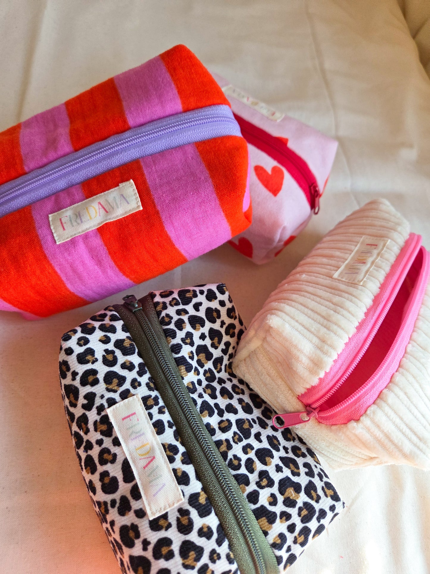 Mini boxy Bag 15x10x7 cm mit Zipper