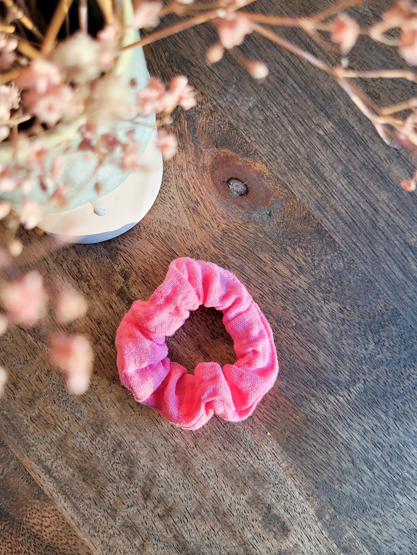 Mini Musselin Scrunchie in knalligen Farben