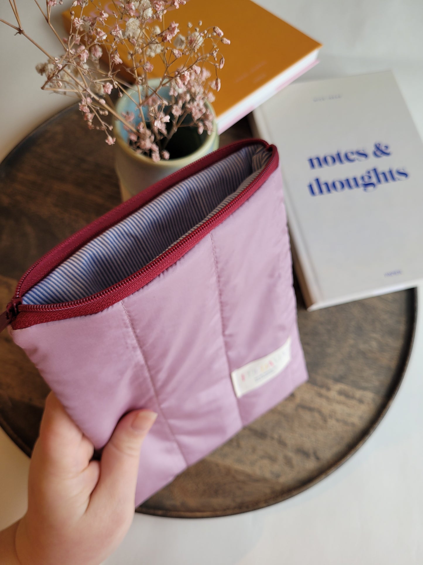 E-Reader Tasche aus Steppstoff in Altrosa, wasserdichte E-Book Hülle