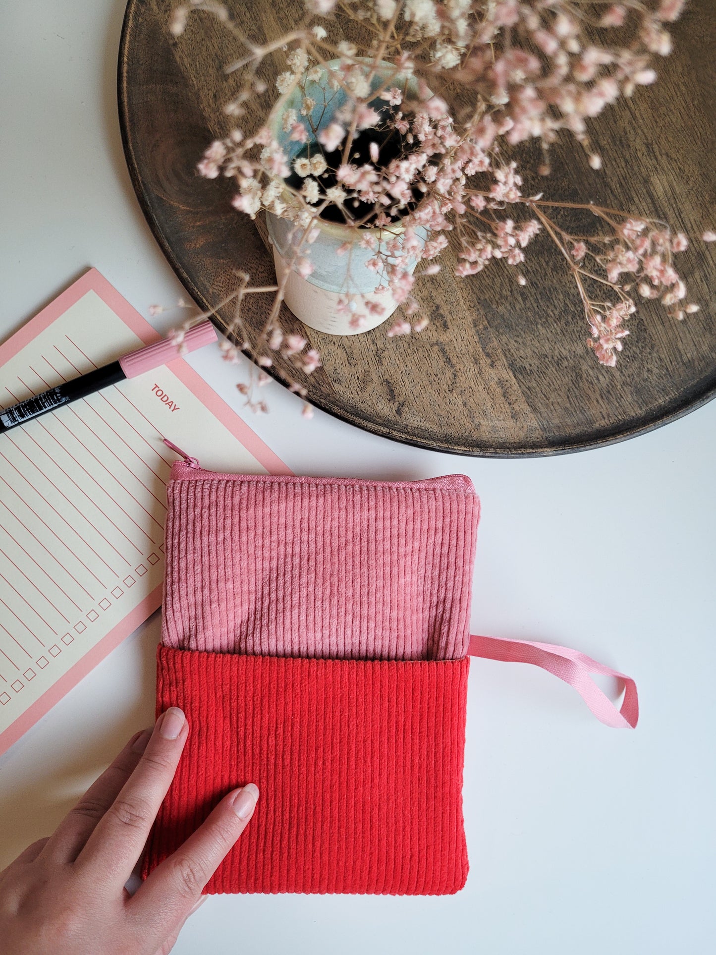 E-Reader Tasche aus Cord in Pink & Rot, E-Book Hülle