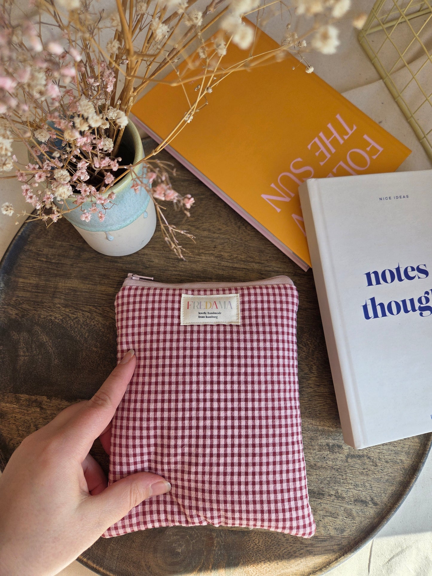 E-Reader / Laptop Tasche rosa/weinrot kariert, E-Book-Hülle mit Zipper, karierte / gestreifte Tasche für dein Notebook