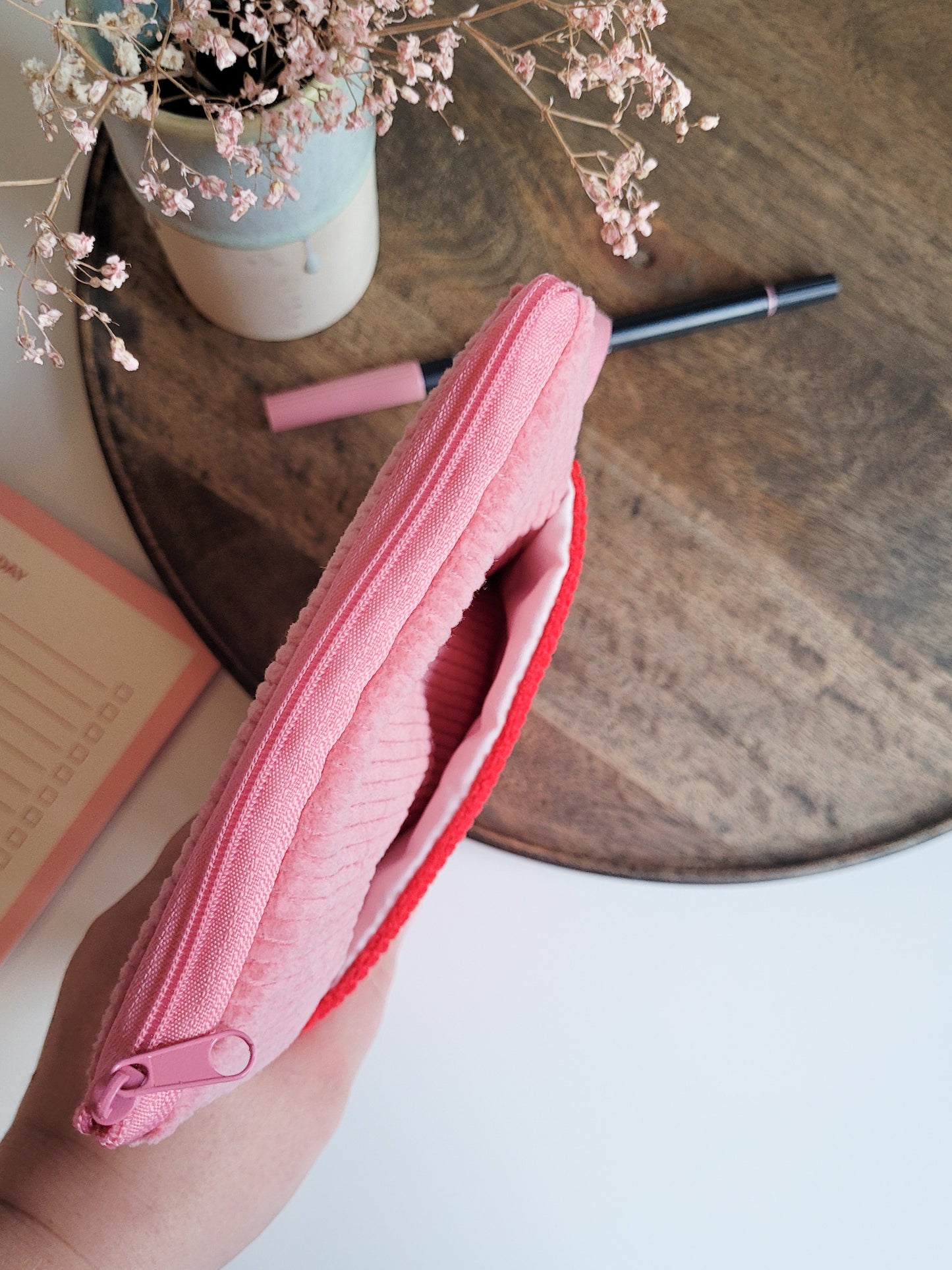 E-Reader Tasche aus Cord in Pink & Rot, E-Book Hülle