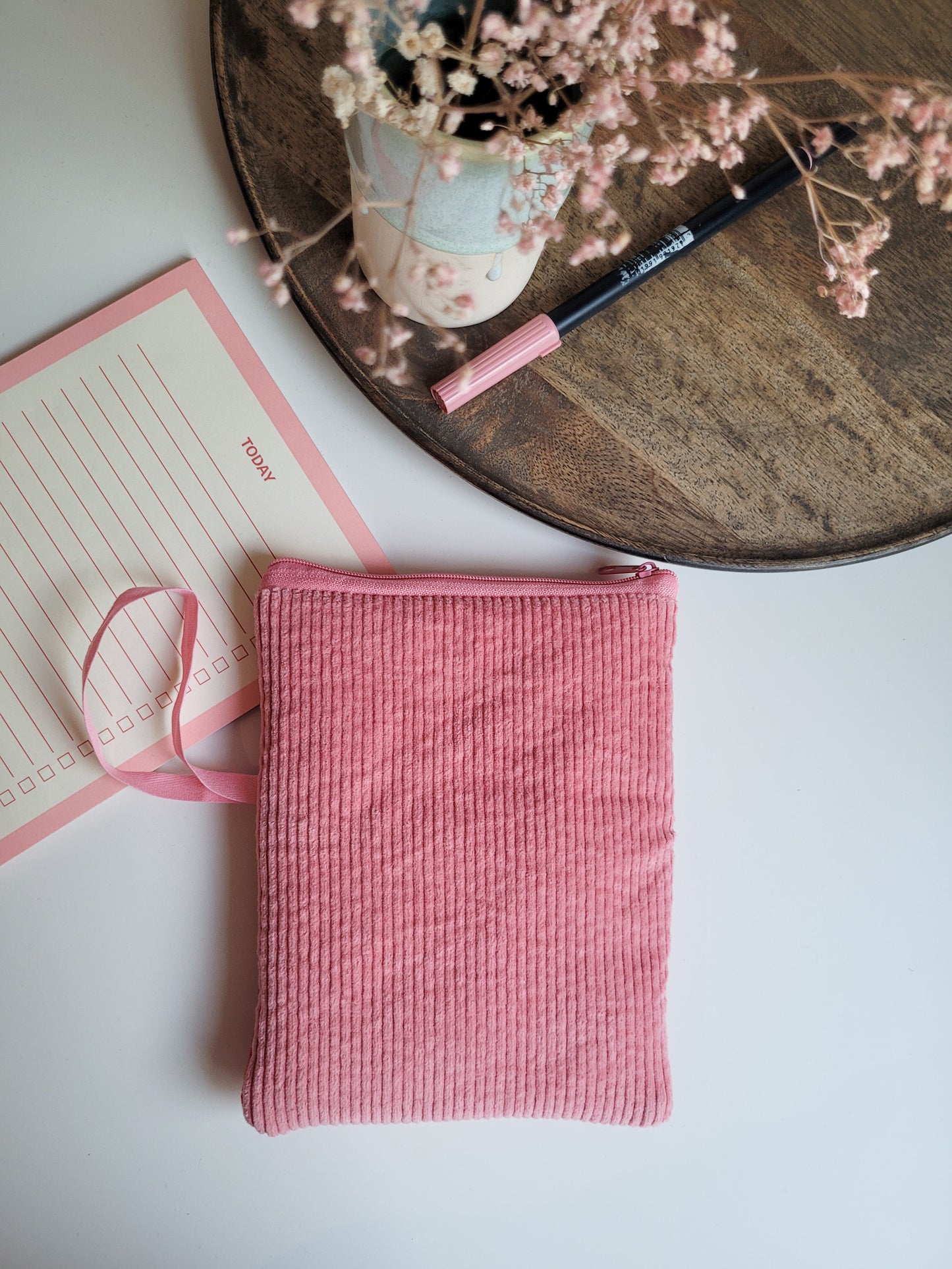 E-Reader Tasche aus Cord in Pink & Rot, E-Book Hülle