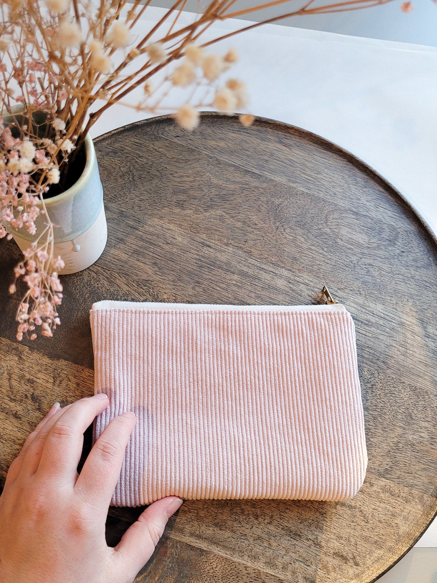 mittelgroße Cord Pouch in rosa mit Metall-Zipper - 20x13 cm