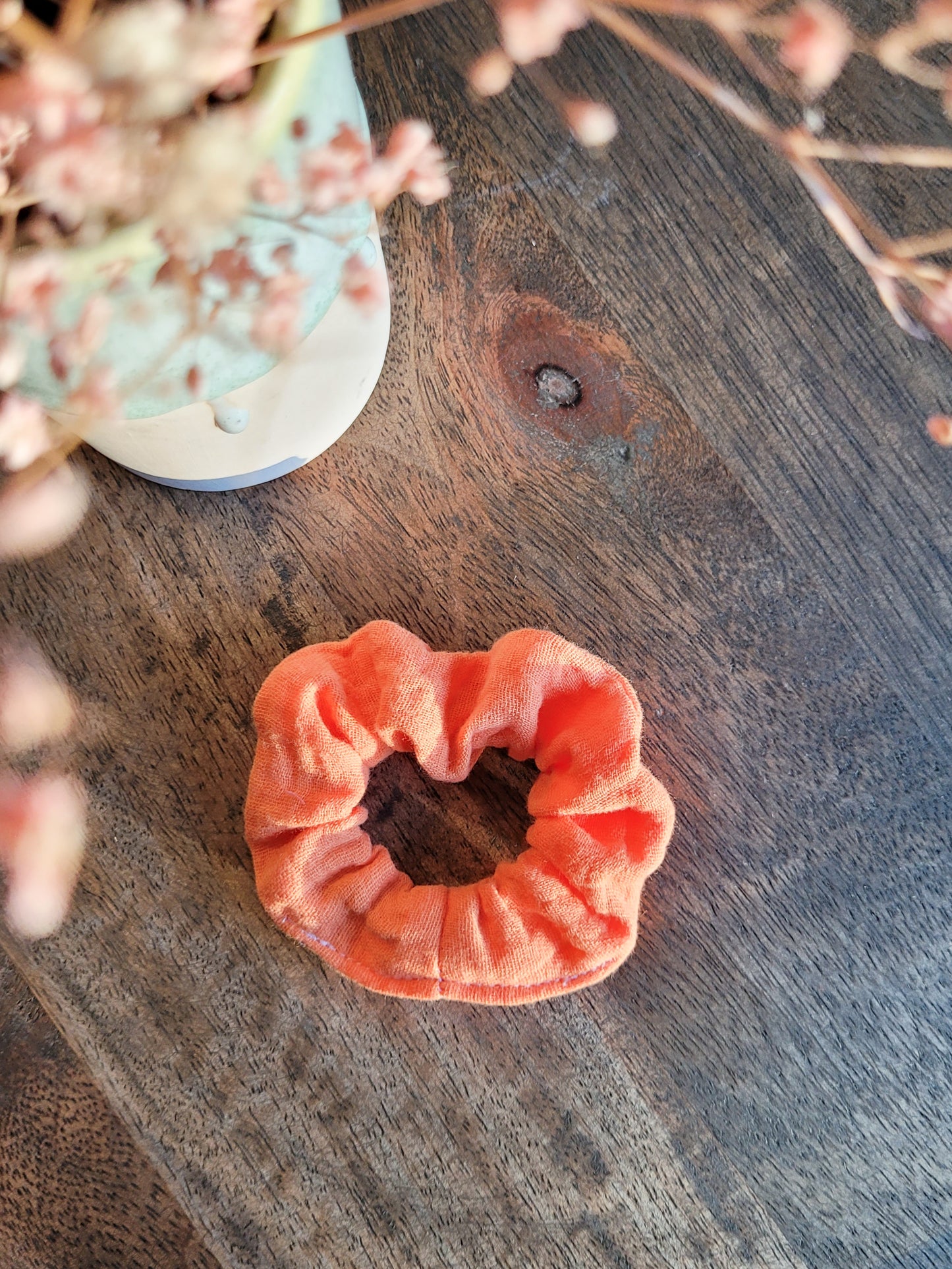 Mini Musselin Scrunchie in knalligen Farben