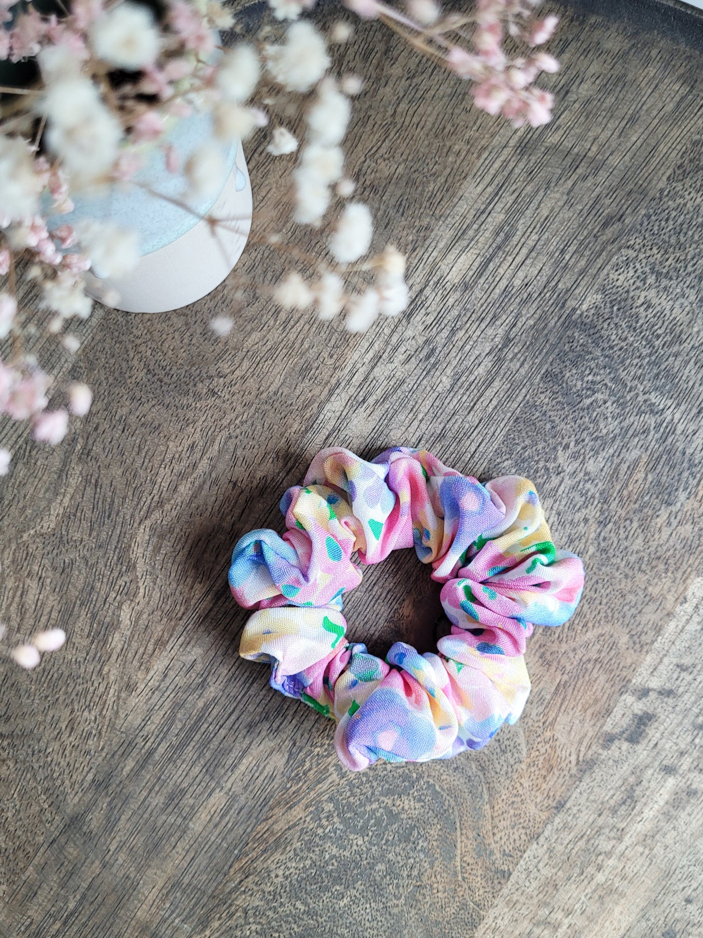 Viskose buntes Blumenmuster Scrunchie - mittelgroß