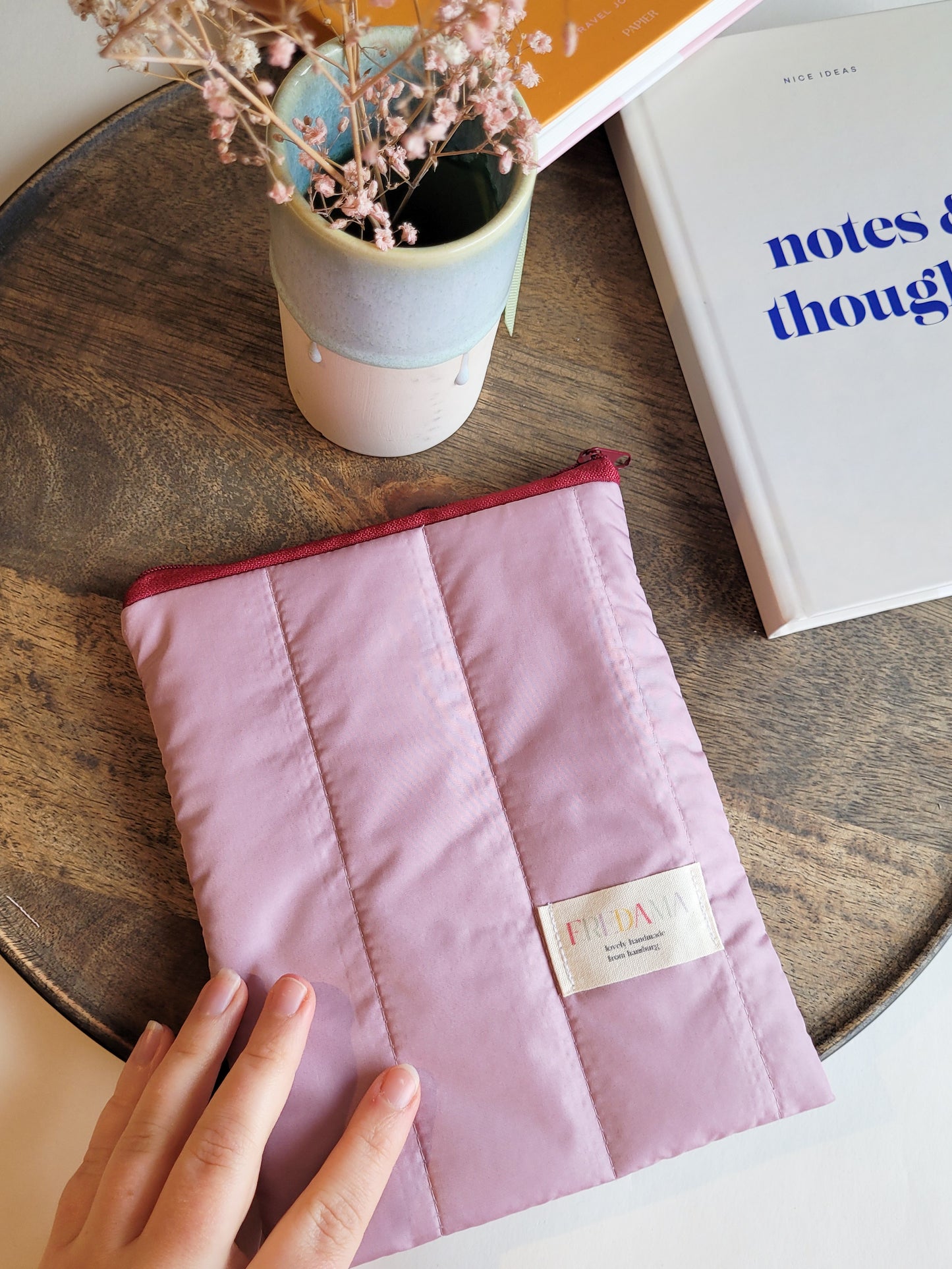 E-Reader Tasche aus Steppstoff in Altrosa, wasserdichte E-Book Hülle