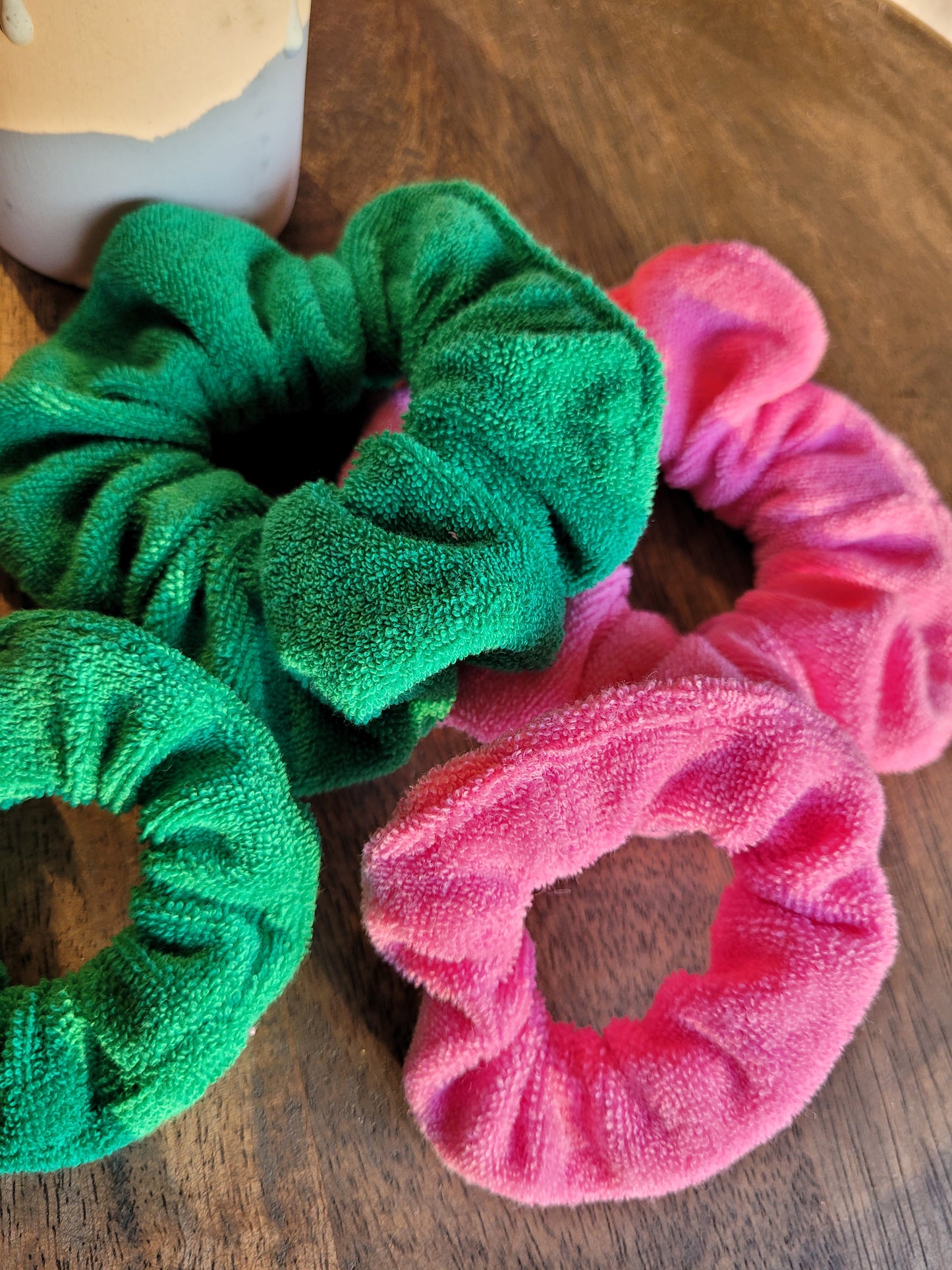 Frottee Scrunchies in Grün und Pink - mini und Groß