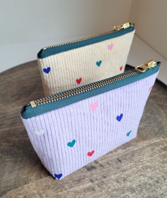 Kosmetiktasche mit bunten Herzen mit Zipper - Größe 15x10 cm