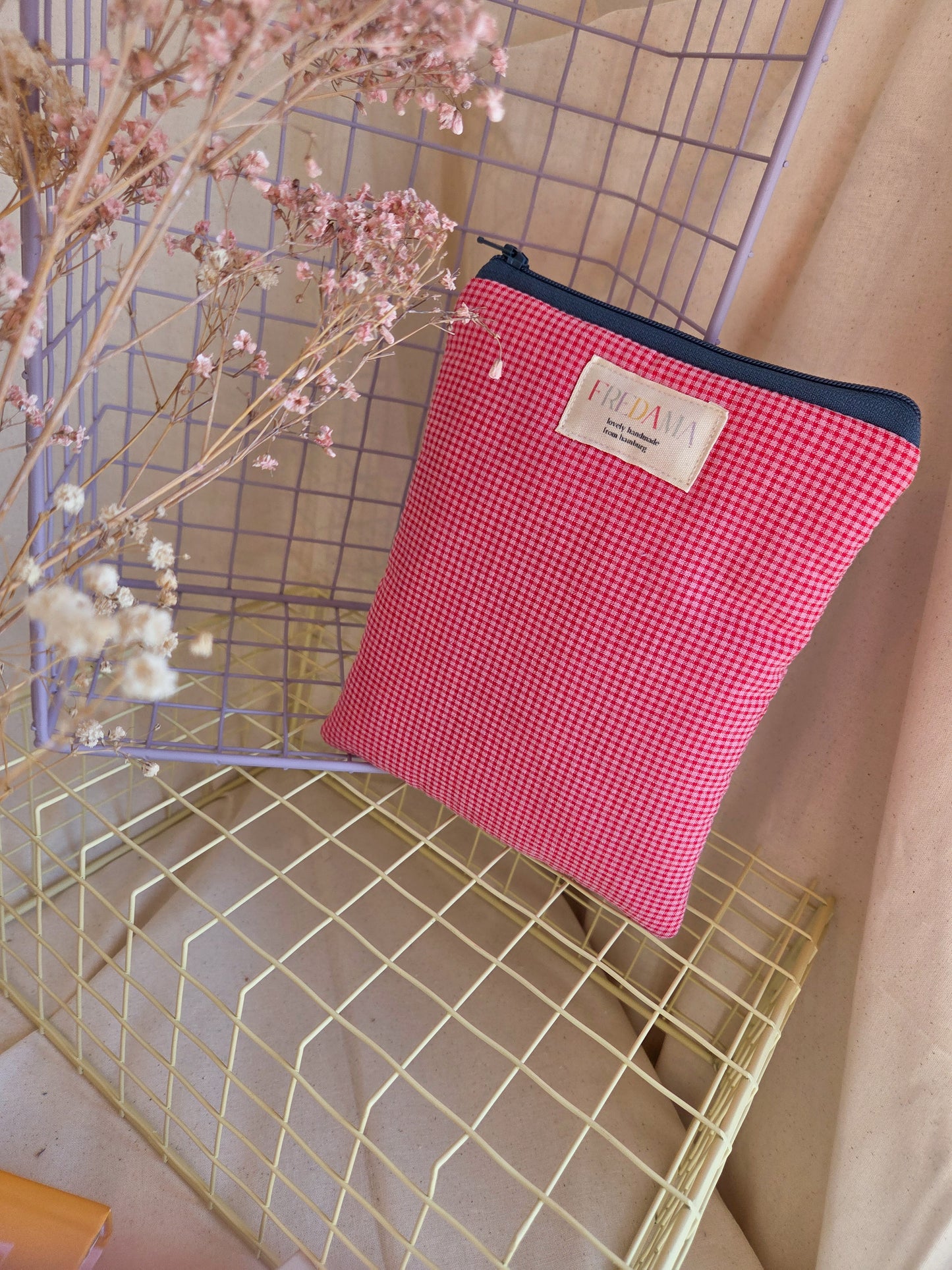 E-Reader / Laptop Tasche rot/rosa kariert, E-Book-Hülle mit Zipper, karierte / gestreifte Tasche für dein Notebook