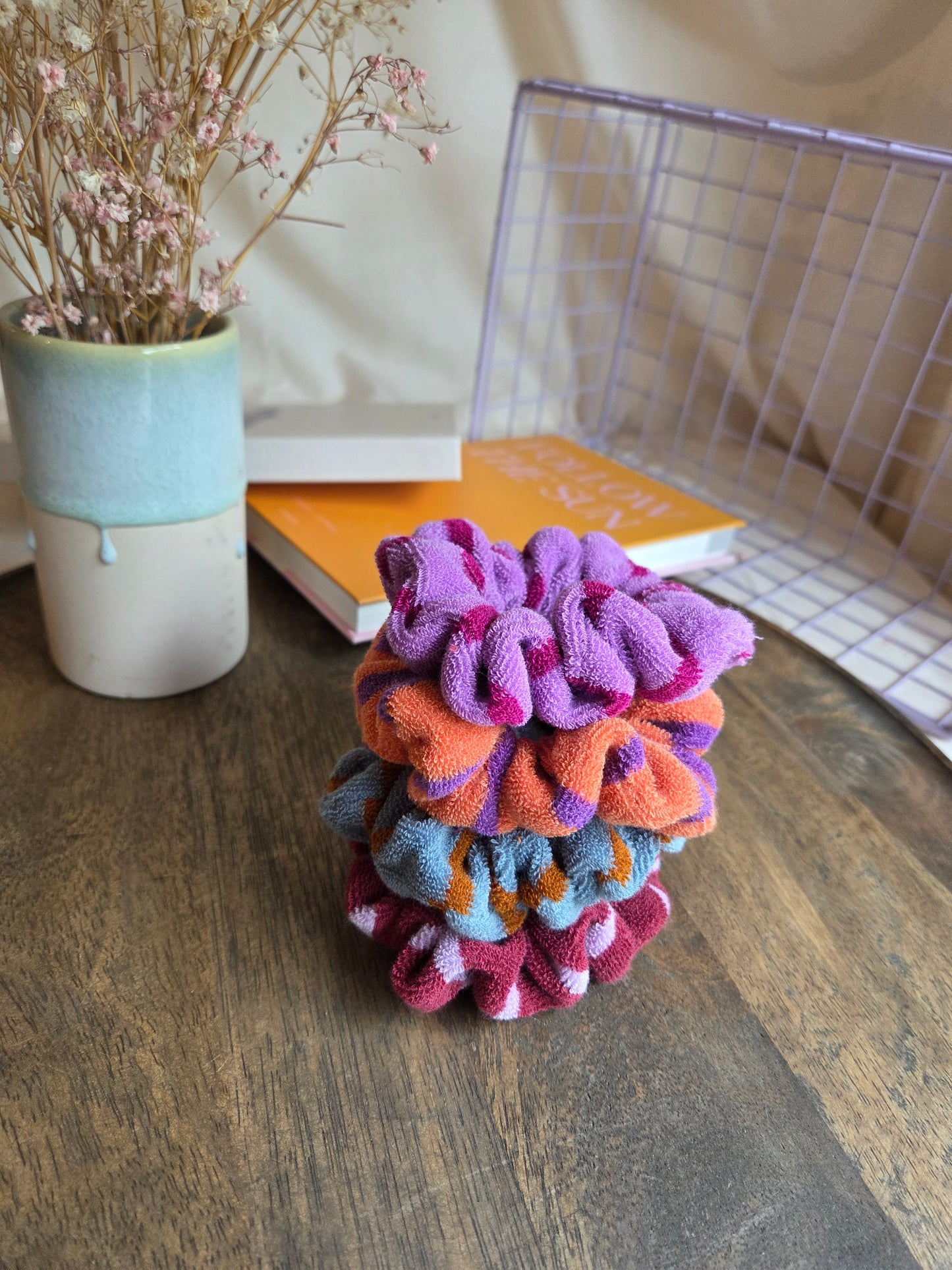Skinny Frottee Scrunchie, gestreifte Handtuch Haargummis