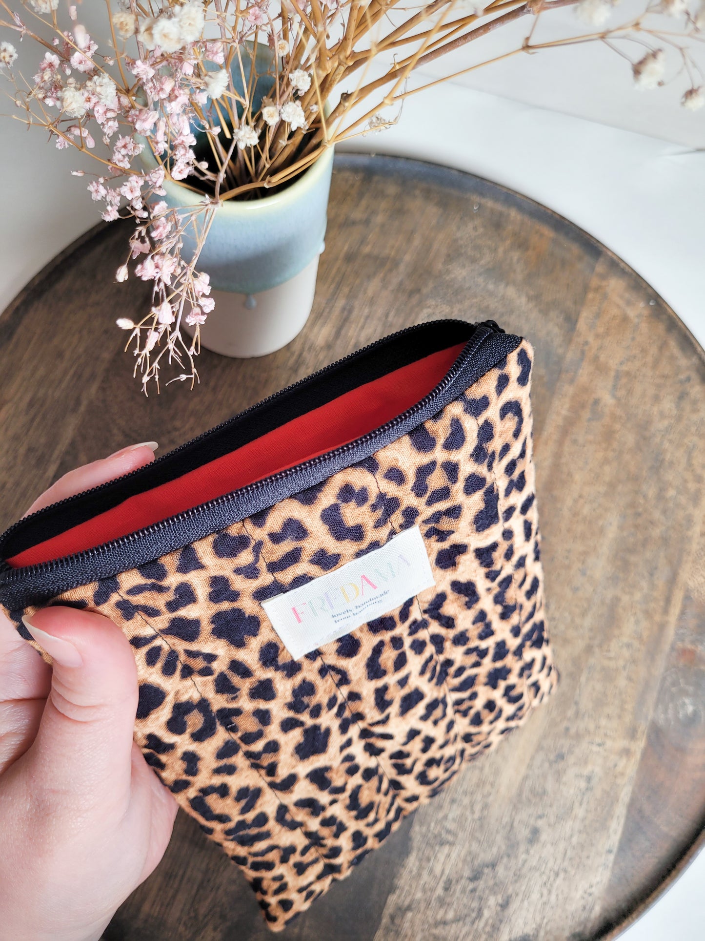 E-ReaderTasche mit Leo-Print aus Seersucker, E-Book Hülle mit Zipper