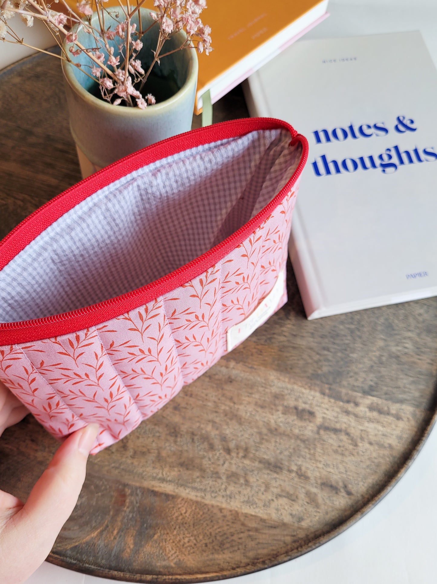 gesteppte Kulturtasche rosa/rot Olivenäste mit Zipper