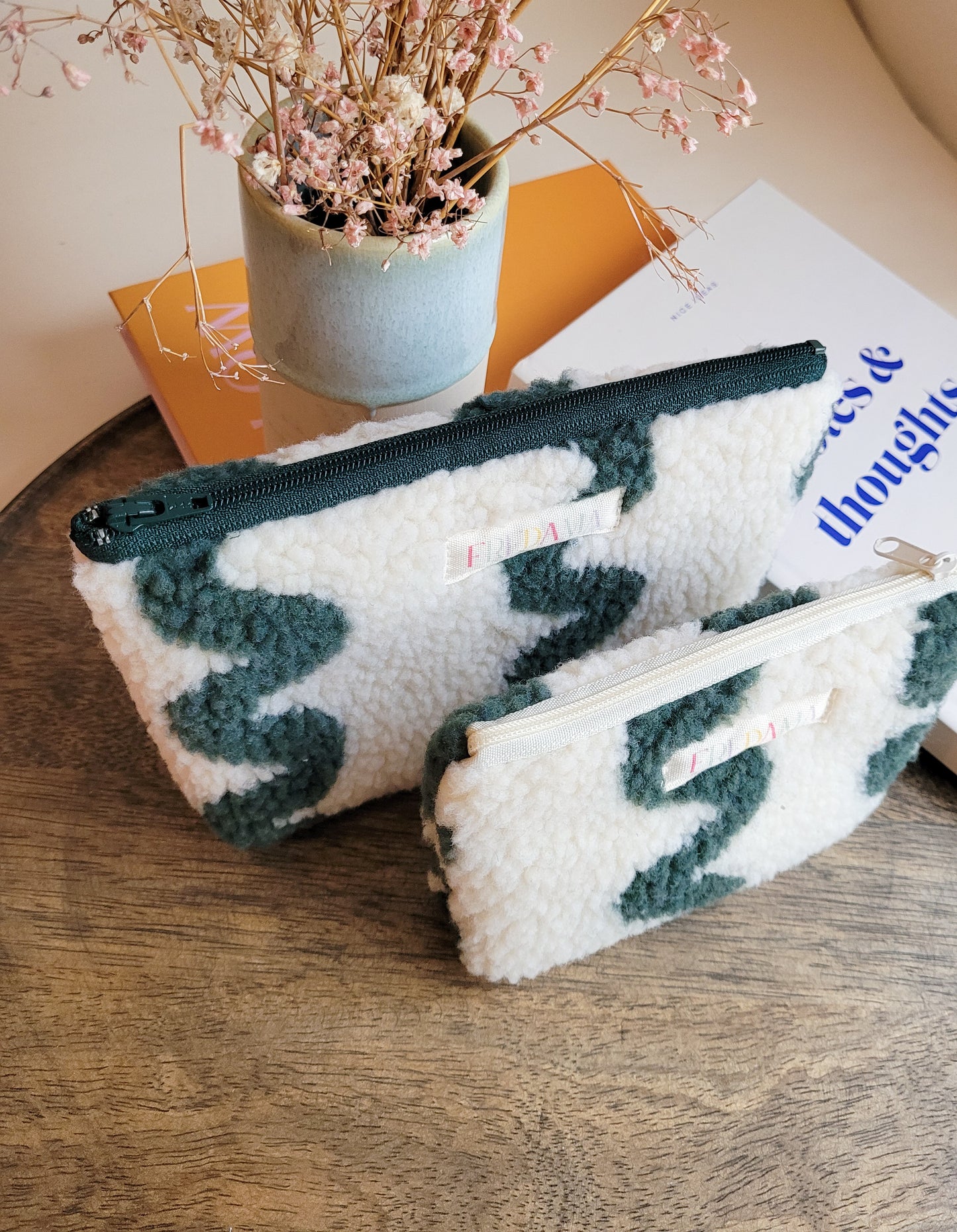 Teddy Tasche zickzack weiß/mint, Täschchen aus Kuschelstoff