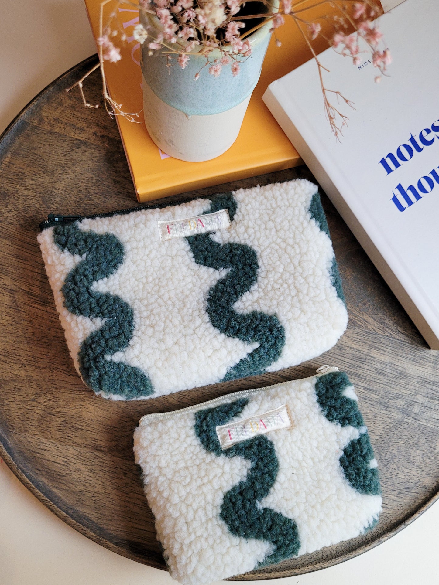 Teddy Tasche zickzack weiß/mint, Täschchen aus Kuschelstoff