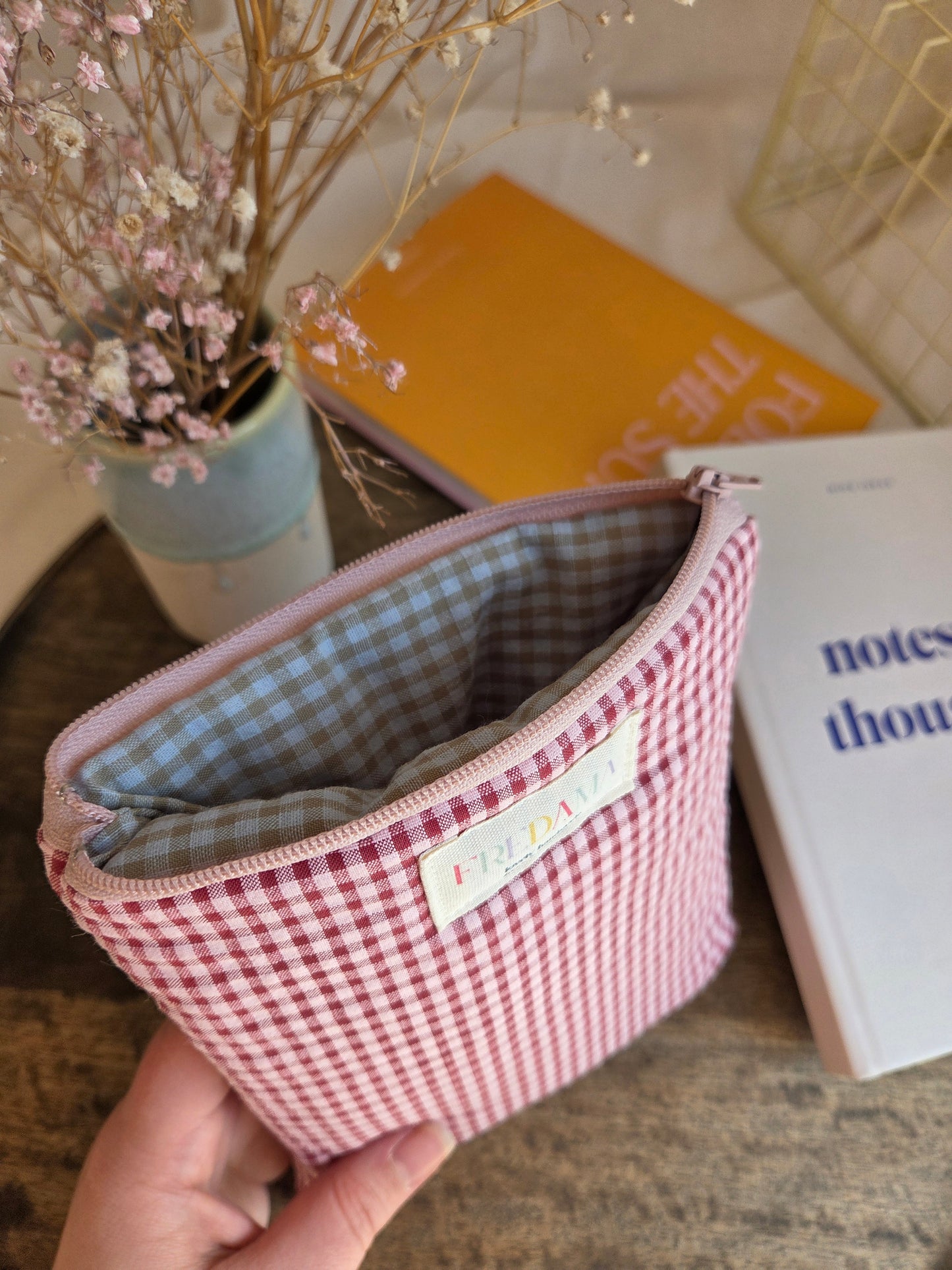 E-Reader / Laptop Tasche rosa/weinrot kariert, E-Book-Hülle mit Zipper, karierte / gestreifte Tasche für dein Notebook