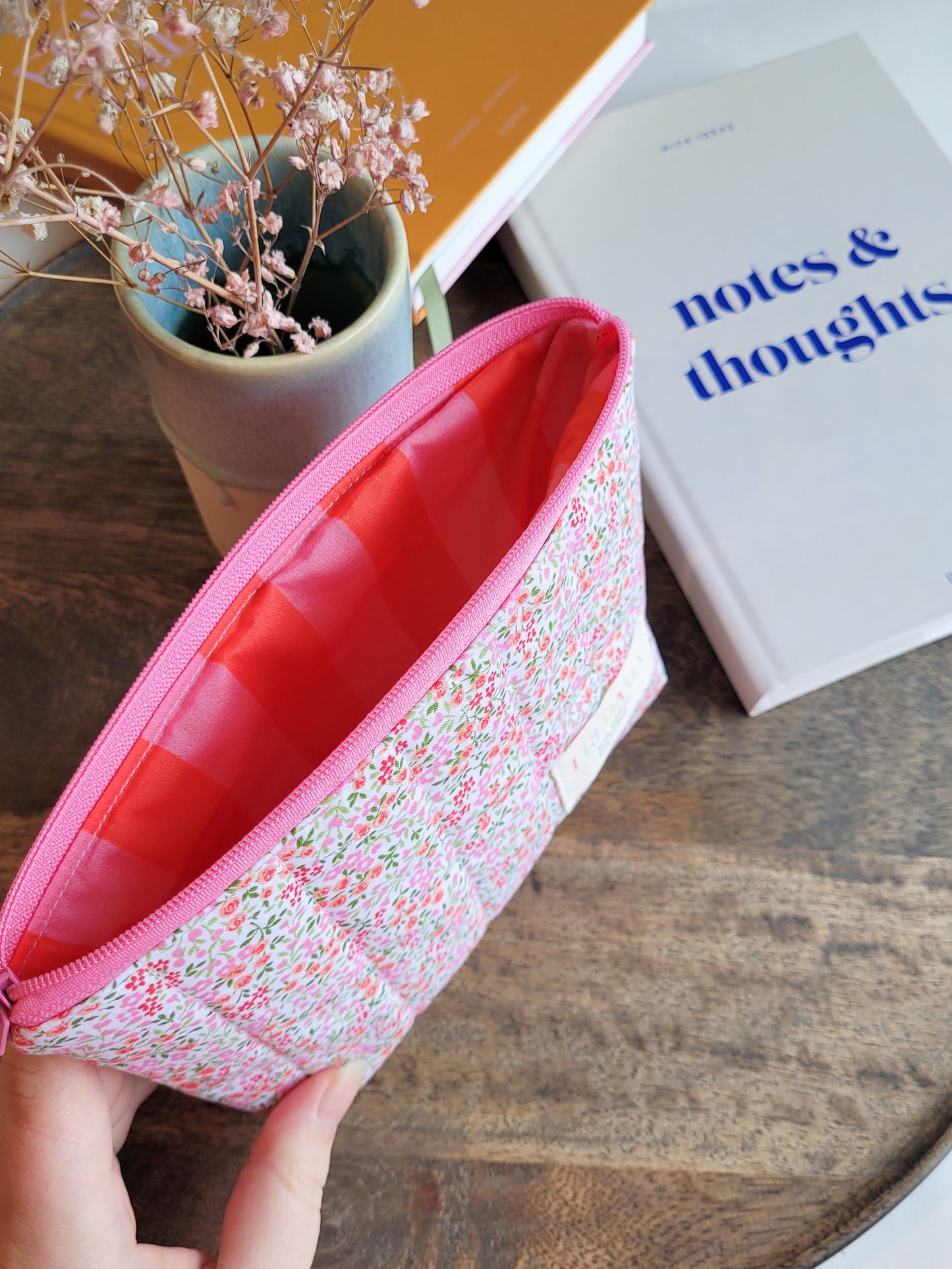 gesteppte Kulturtasche Blumenmuster mit Zipper